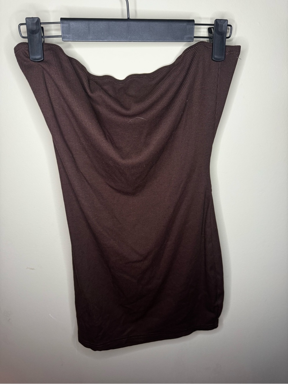 SHEIN Chocolate Ribbed Strapless Tube Top